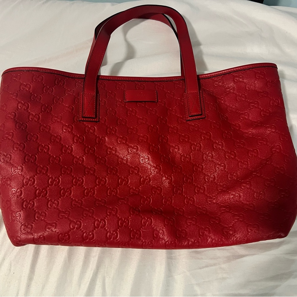 Gucci Red Leather Tote with Textured Finish